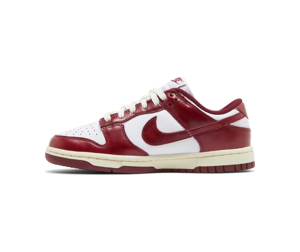 Dunk Low Vintage Red