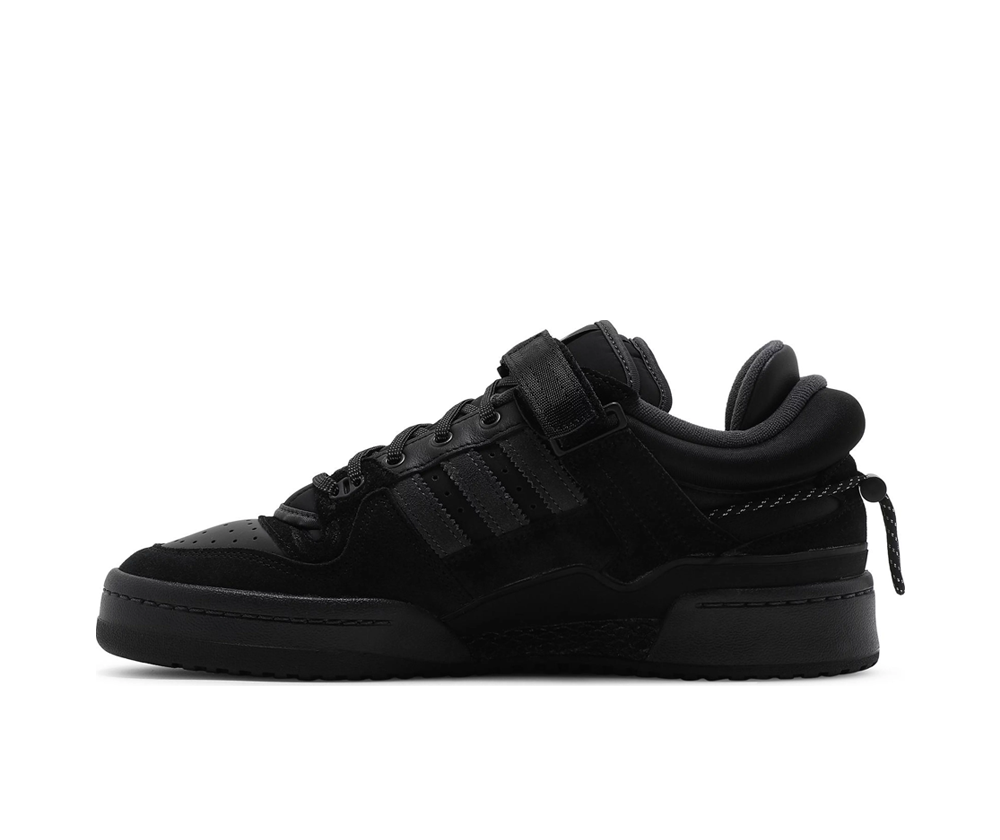 الأرنب السيئ x Forum Buckle Low "العودة إلى المدرسة"