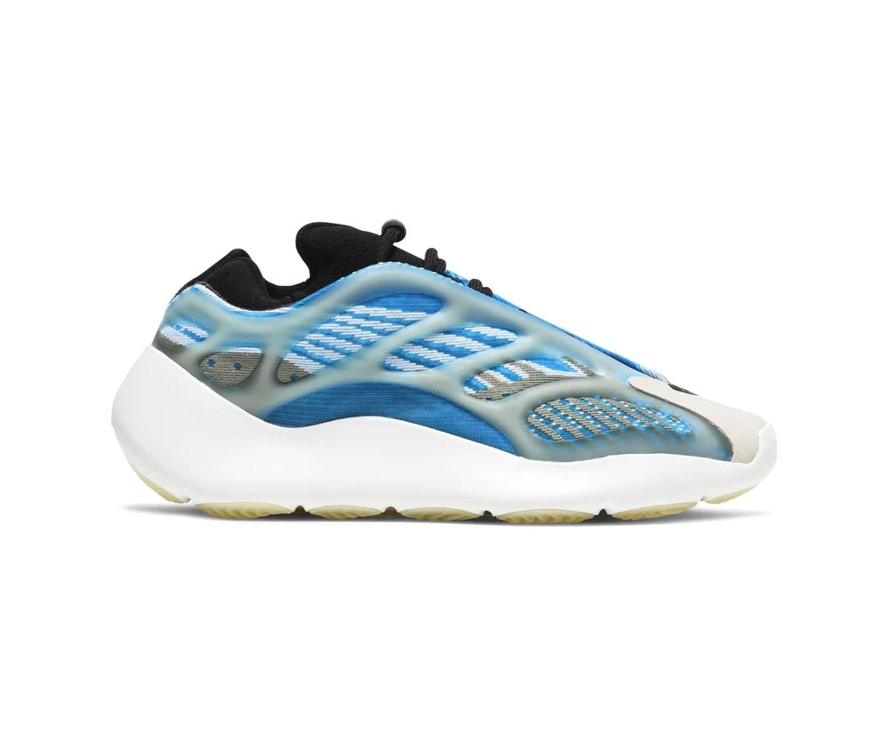 Yeezy 700 V3 أرزاريث