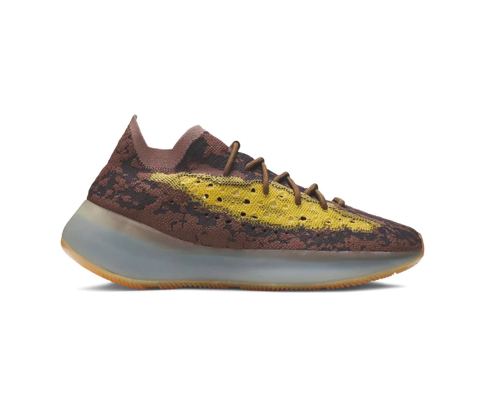 حذاء Yeezy Boost 380 عاكس للضوء
