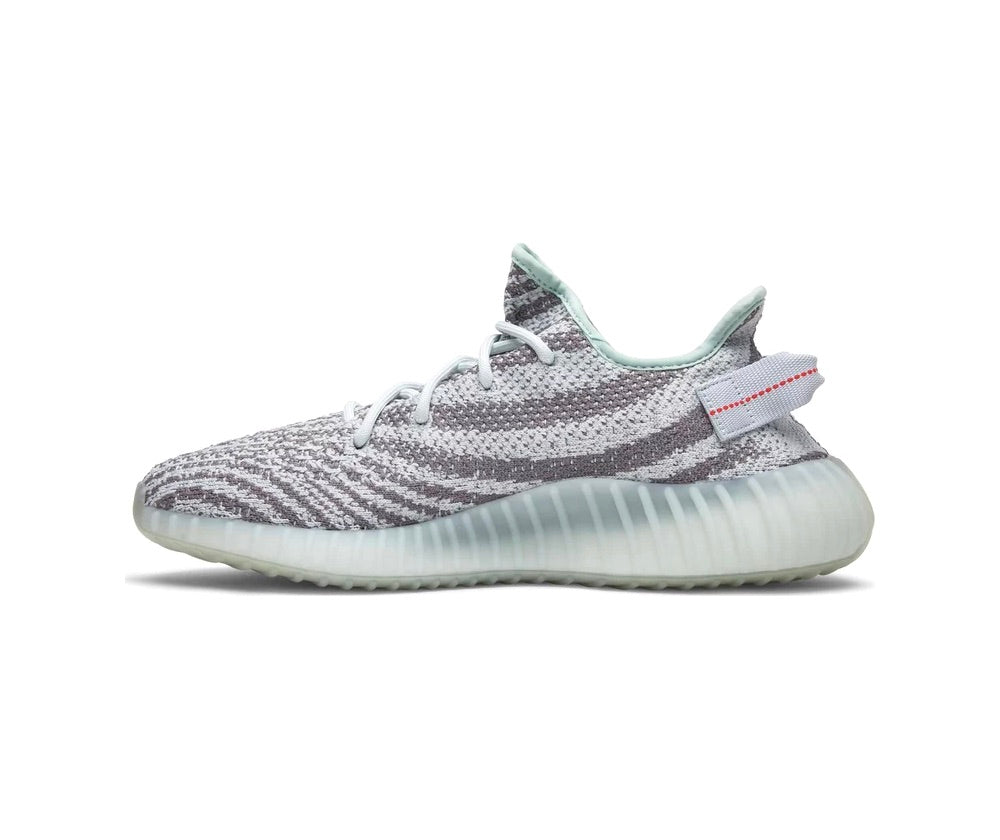 حذاء ييزي بوست 350 V2 أزرق اللون